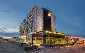 Jinhold Hotel & Serviced Apartment
